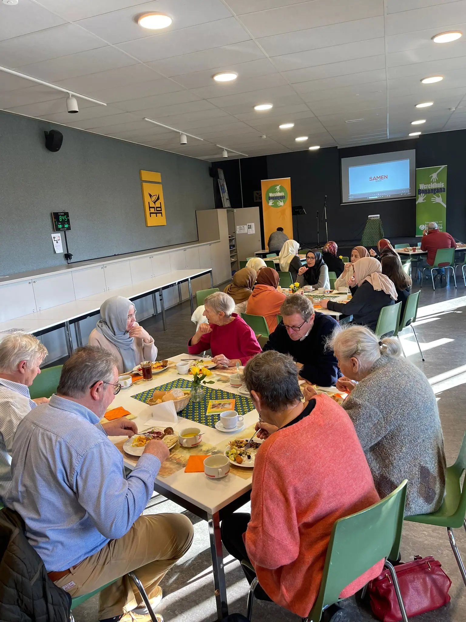 news-brunch-vol-smaak-en-samenhorigheid-3