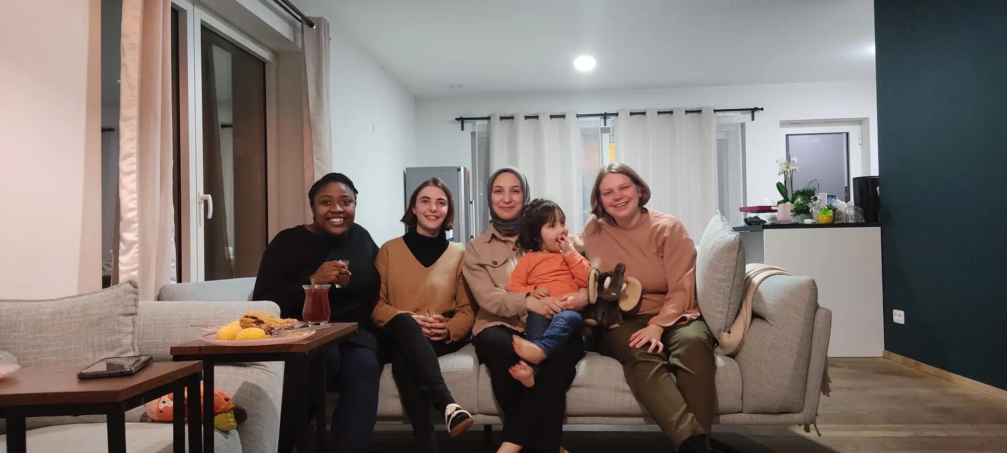 news-iftarmee-zorgt-voor-ontmoeting-en-5